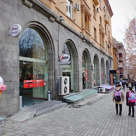 Abovyan 36 Apt & Tour Erywań Zewnętrze zdjęcie